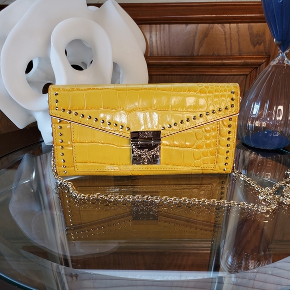 RARE MCM Crossbody PATRICIA Crocodile Wallet - Picture 3 of 8